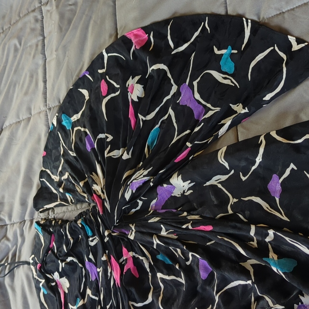 Hawaiian inspired short dress - Picture 4 of 10